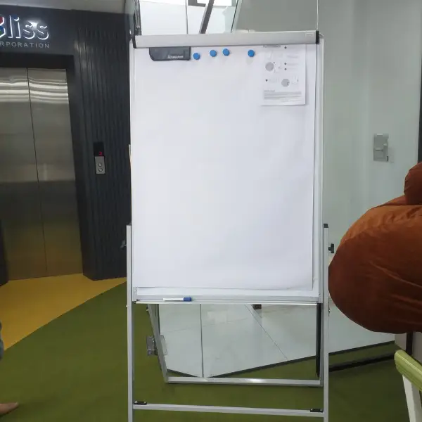 Bảng Flipchart chân gấp - Bảng gấp gọn